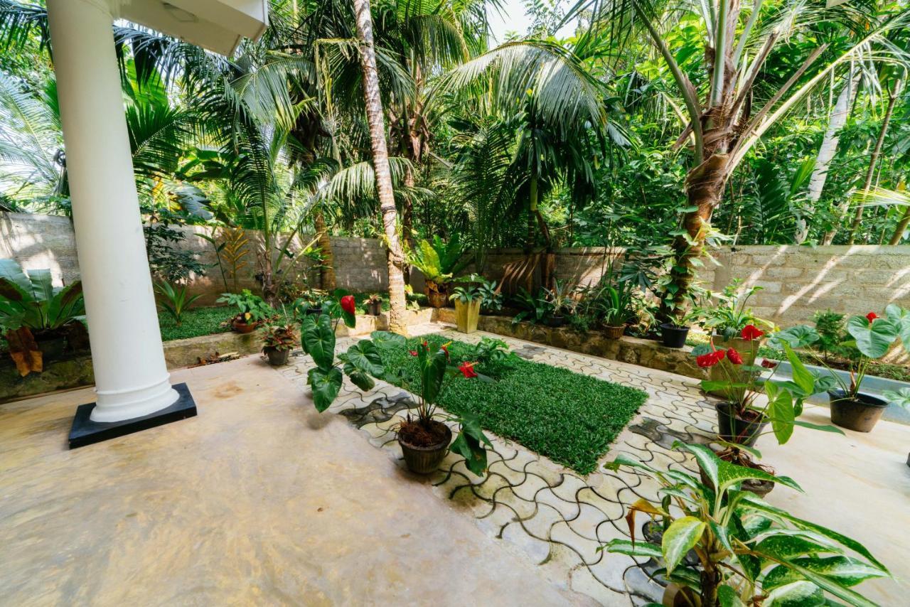 Shirani Nature Palace 웰리가마 외부 사진